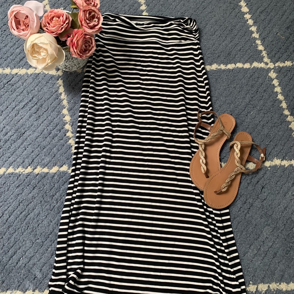Black and white stripe maxi skirt